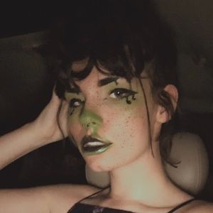 Meet your Posher, Zoë